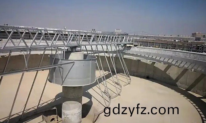 ZQXN型(xing)週邊(bian)傳(chuan)動全(quan)橋(qiao)虹(hong)吸式(shi)吸泥(ni)機