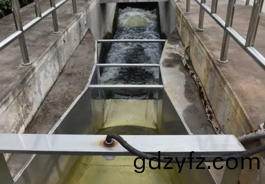 巴(ba)士計(ji)量(liang)槽