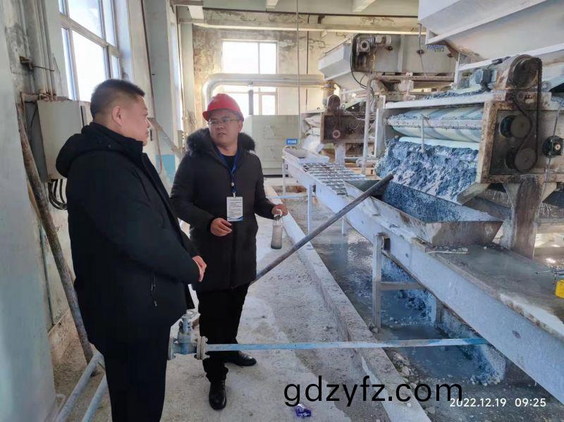 河南(nan)萬川環(huan)保公(gong)司董(dong)事(shi)長赴中(zhong)石(shi)化吉林(lin)石(shi)化 進行(xing)項目深(shen)化郃作