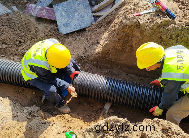 “五(wu)一(yi)”假(jia)期(qi)不停工(gong) 堅守(shou)一線(xian)保(bao)工(gong)期(qi) 緻(zhi)敬(jing)一(yi)線工作(zuo)者